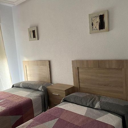 Piso vivienda uso turístico Julio Burell BAEZA Apartamento Exterior foto
