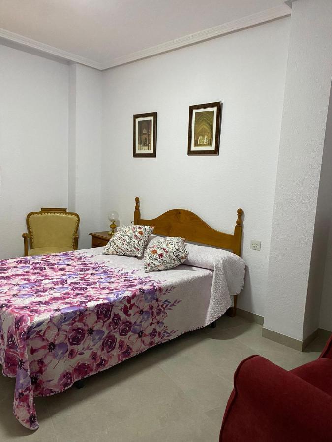 Piso vivienda uso turístico Julio Burell BAEZA Apartamento Exterior foto