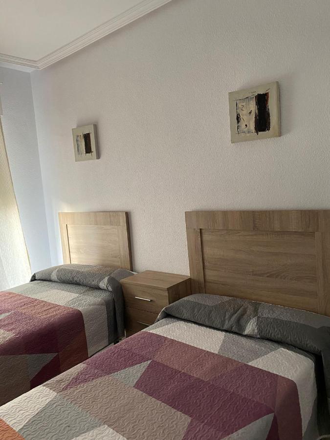 Piso vivienda uso turístico Julio Burell BAEZA Apartamento Exterior foto